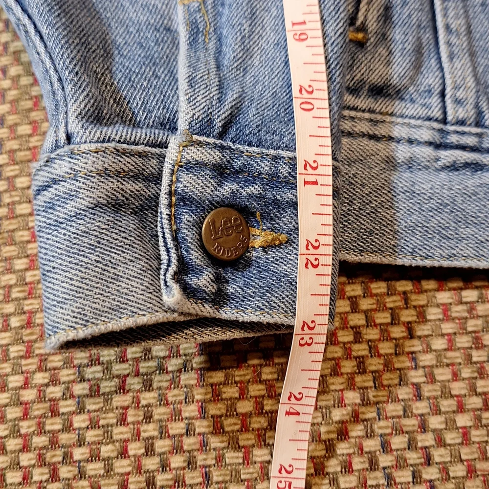 Lee Vintage 80's Faded Blue 100% Cotton Denim Jacket - Picture 10 of 11